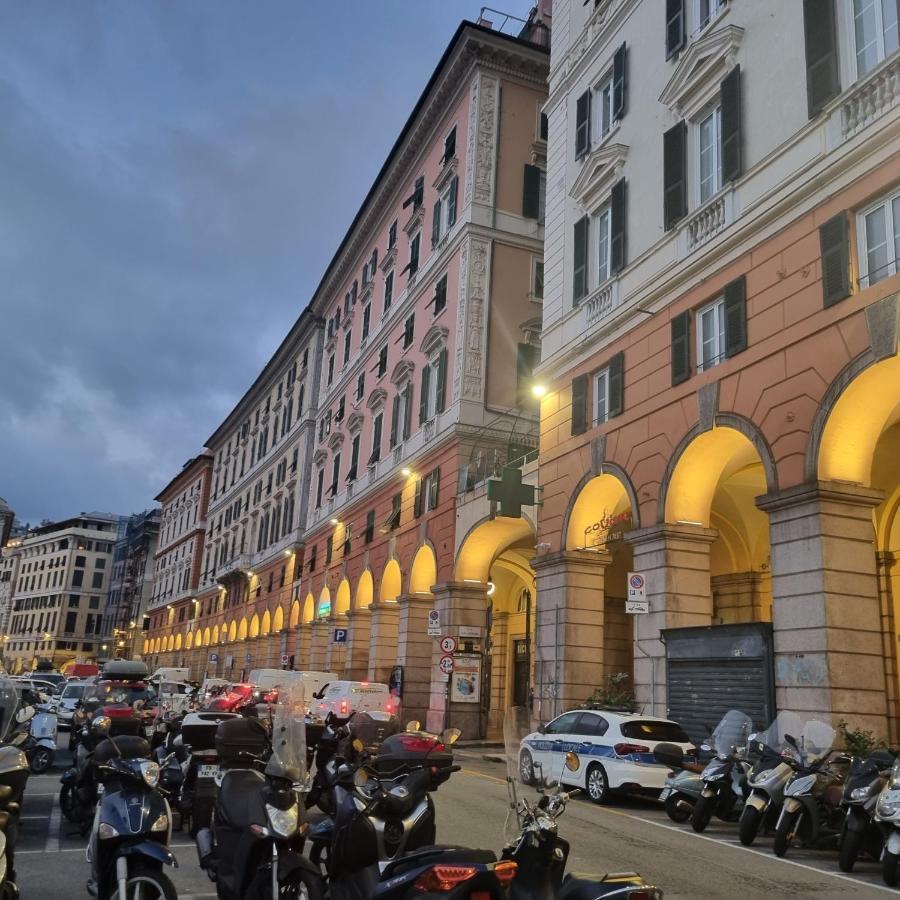 Appartement Dalla Laretta Di Fronte Acquario Di Genua